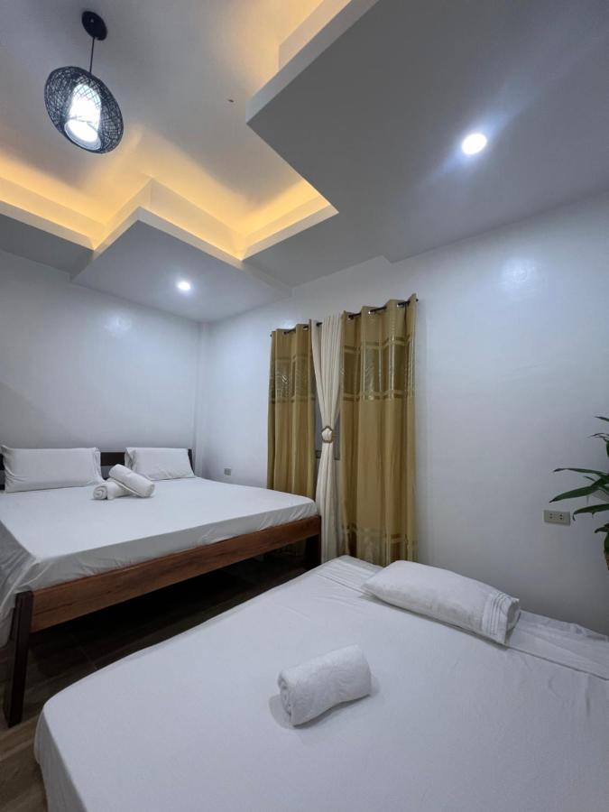 Rich-Vania Suites General Luna  Exterior photo
